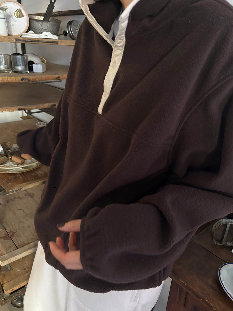 color:Brown