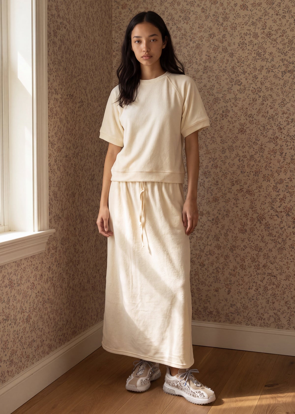 color:Cream